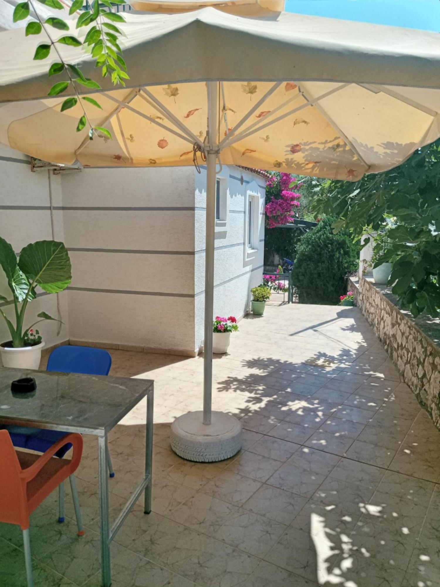 Vila Zogaj Ksamil Bagian luar foto