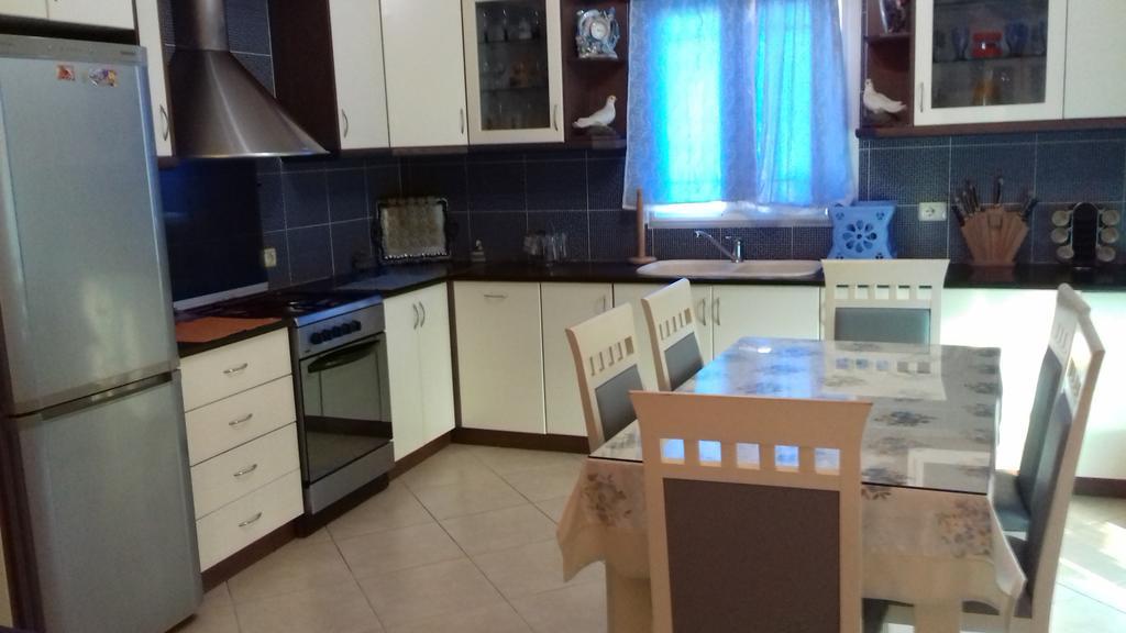 Vila Zogaj Ksamil Bagian luar foto