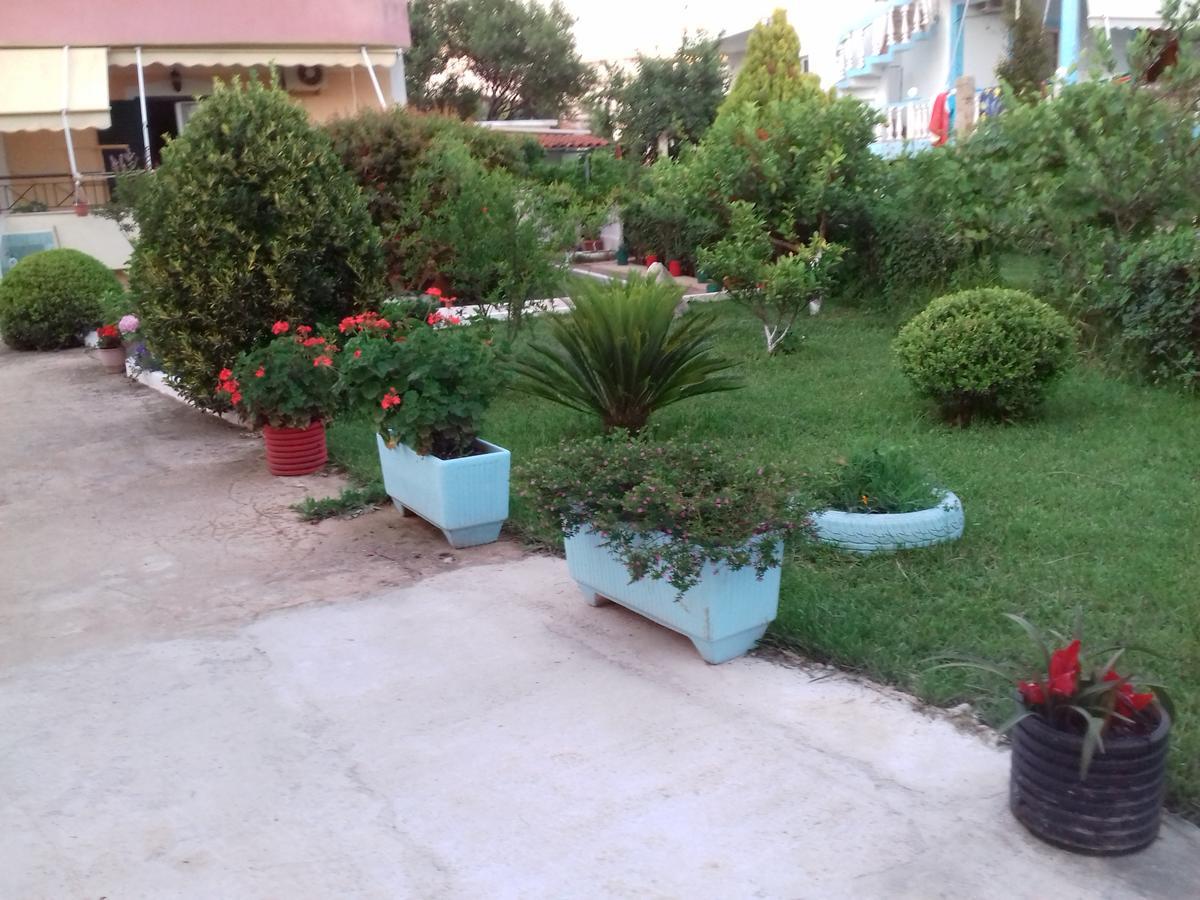 Vila Zogaj Ksamil Bagian luar foto