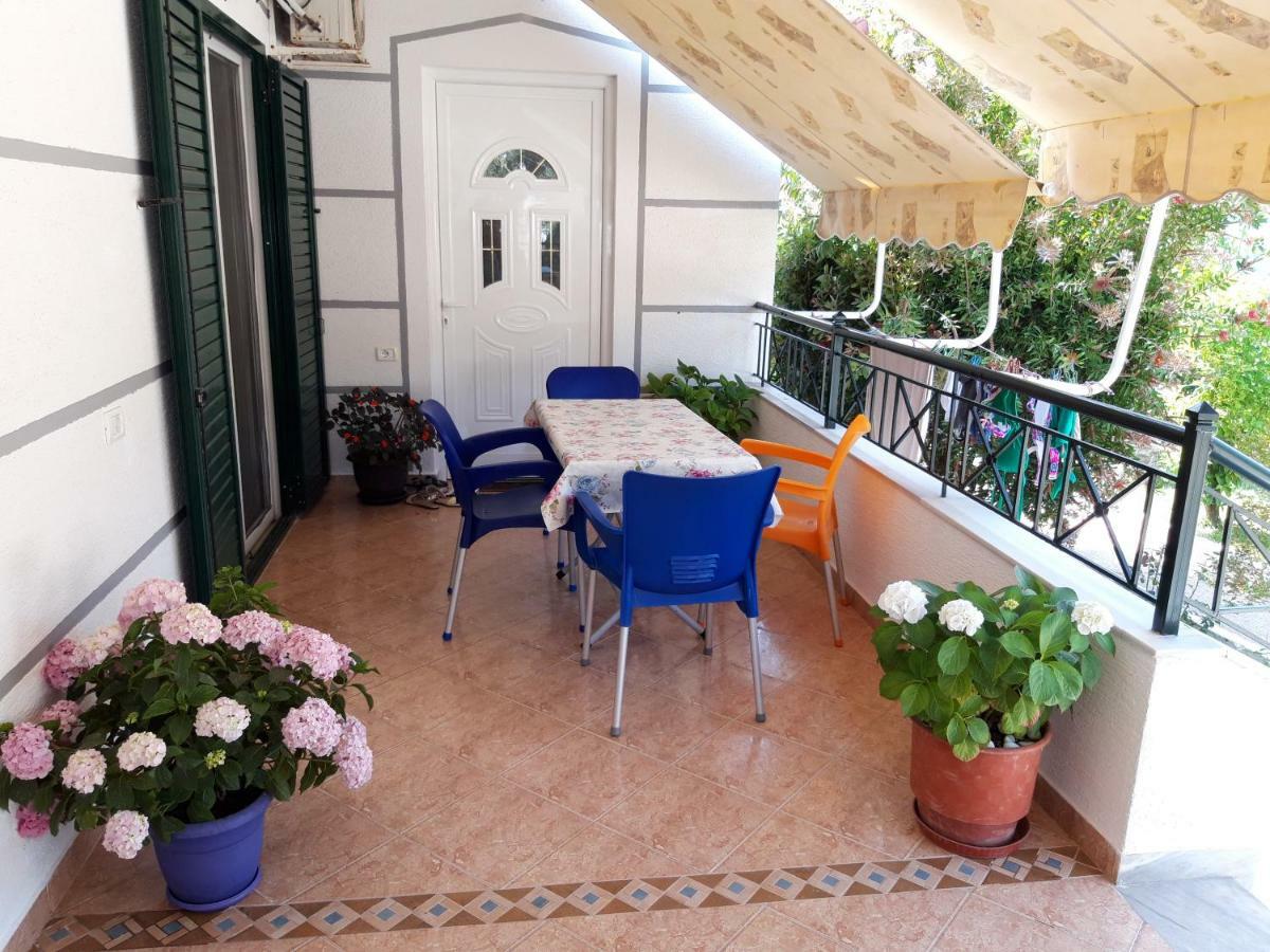 Vila Zogaj Ksamil Bagian luar foto